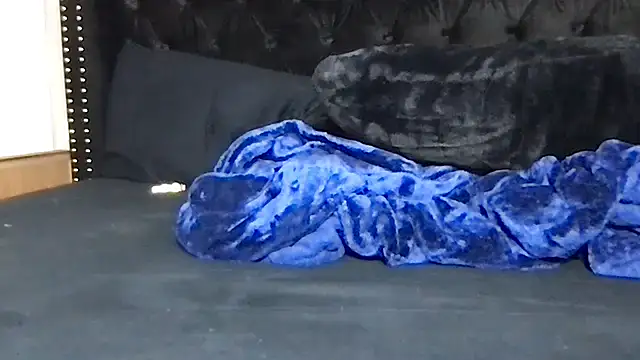 SeductiveMiahBrown online show from 21, 4, 2026