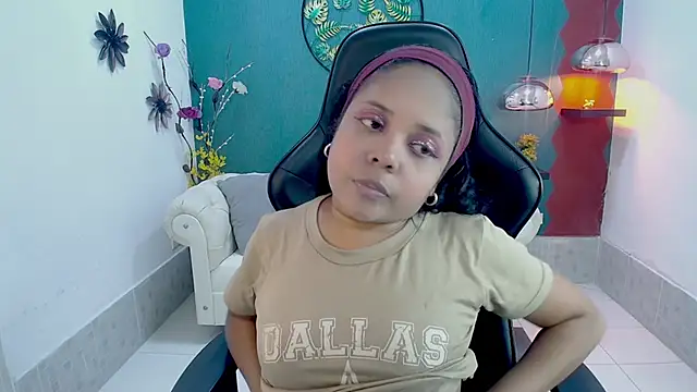 Melikasweetz online show from 25, 2, 2026