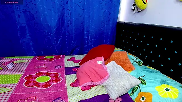 Melikasweetz online show from 9, 4, 2026