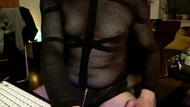 tomz0819 online show from 2, 10, 2025