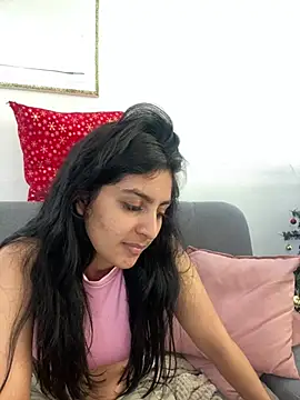 cloe small online show from 30, 12, 2024