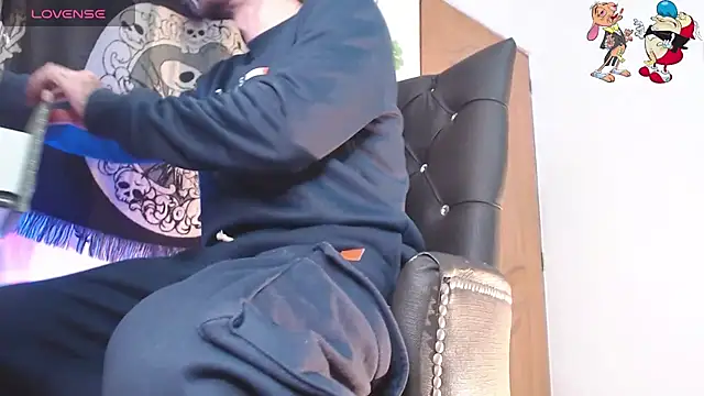 Snapshot of ren_stipee chatting on 23, 10, 2025 ren stipee online show from 23, 10, 2025