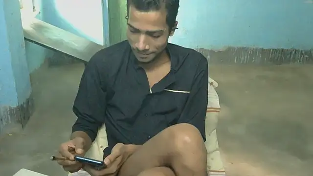 Snapshot of Alex_Suman25 chatting on 12, 11, 2025 Alex Suman25 online show from 12, 11, 2025