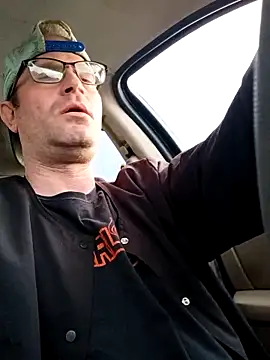 crazycam619 online show from 13, 4, 2026