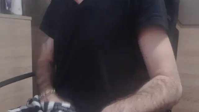 uncutguy01 online show from 1, 1, 2025