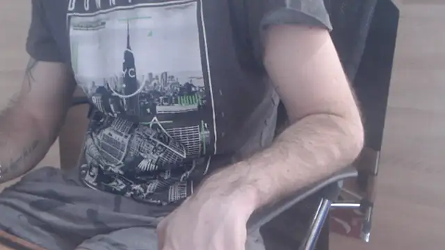 uncutguy01 online show from 6, 1, 2025