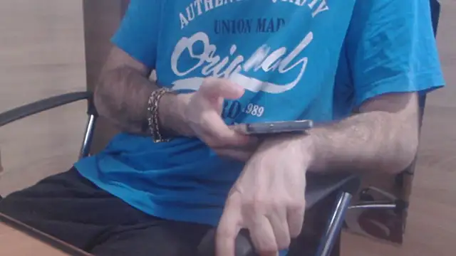 uncutguy01 online show from 11, 1, 2025