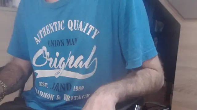 uncutguy01 online show from 11, 1, 2025
