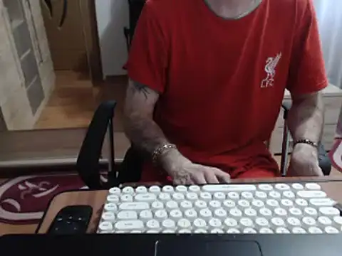 uncutguy01 online show from 17, 3, 2025
