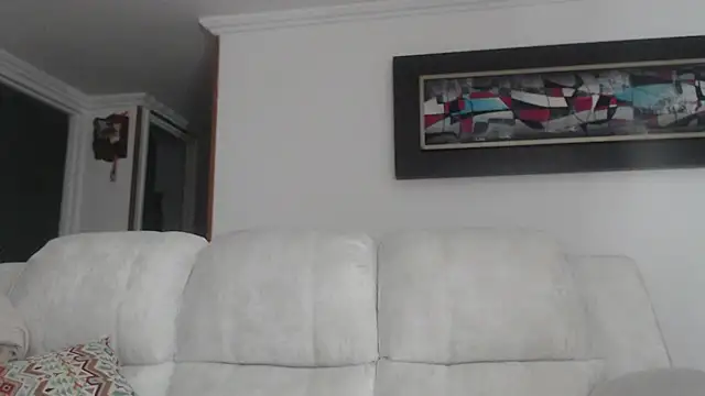 Nicolette ks  online show from 6, 3, 2025