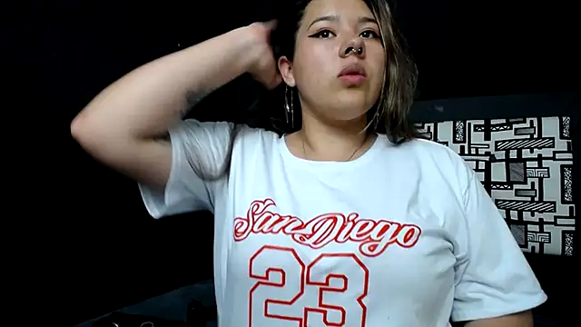 Snapshot of LinaBrowm chatting on 10, 1, 2025 LinaBrowm online show from 10, 1, 2025