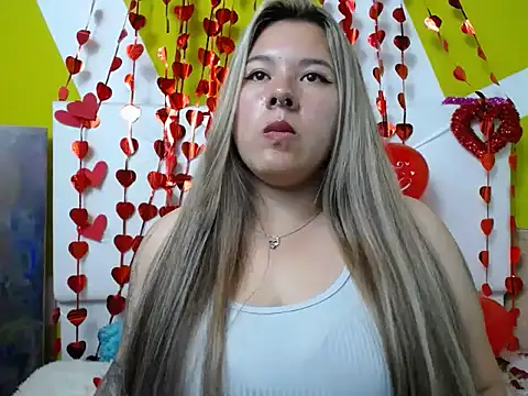 Snapshot of LinaBrowm chatting on 15, 2, 2025 LinaBrowm online show from 15, 2, 2025