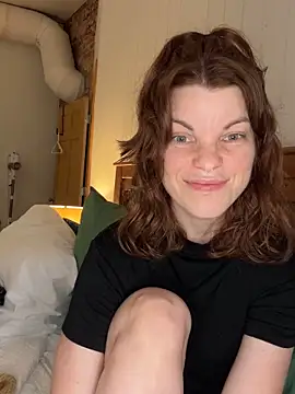 Snapshot of wildefaye chatting on 5, 10, 2025 wildefaye online show from 5, 10, 2025