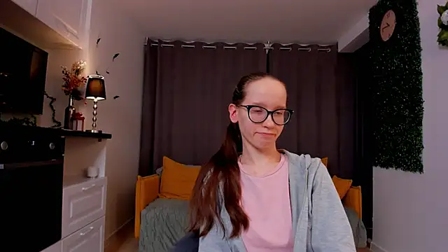 BettyBrowni online show from 19, 2, 2025