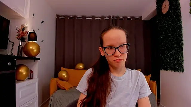 BettyBrowni online show from 24, 2, 2025