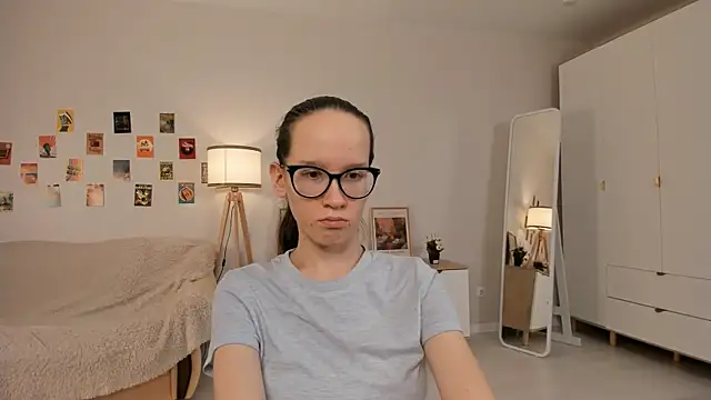 BettyBrowni online show from 12, 3, 2025