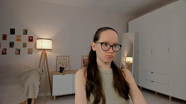 BettyBrowni online show from 17, 3, 2025