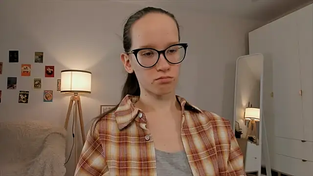 BettyBrowni online show from 20, 3, 2025