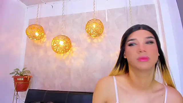 Snapshot of victoria_aleia_ chatting on 21, 12, 2024 victoria aleia online show from 21, 12, 2024