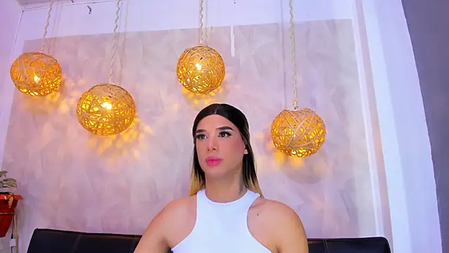 Snapshot of victoria_aleia_ chatting on 28, 12, 2024 victoria aleia online show from 28, 12, 2024