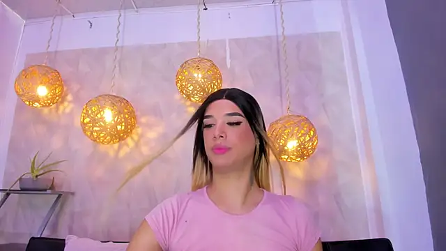 Snapshot of victoria_aleia_ chatting on 22, 1, 2025 victoria aleia online show from 22, 1, 2025