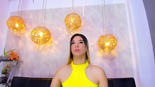 Snapshot of victoria_aleia_ chatting on 8, 2, 2025 victoria aleia online show from 8, 2, 2025