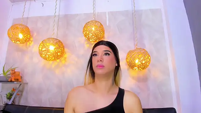 Snapshot of victoria_aleia_ chatting on 10, 2, 2025 victoria aleia online show from 10, 2, 2025