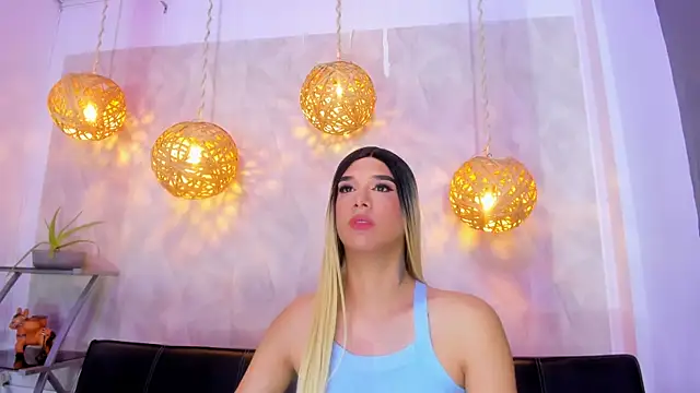 Snapshot of victoria_aleia_ chatting on 17, 3, 2025 victoria aleia online show from 17, 3, 2025