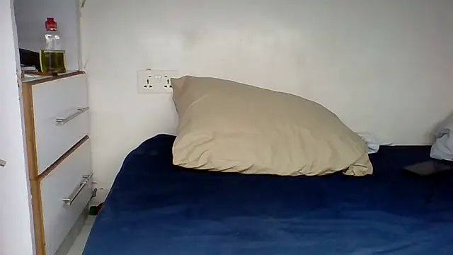 Precious Diva online show from 8, 4, 2026