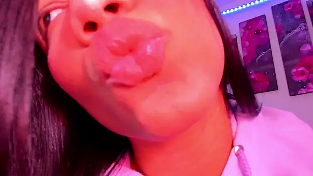 Snapshot of Alissarhys26 chatting on 3, 3, 2025 Alissarhys26 online show from 3, 3, 2025