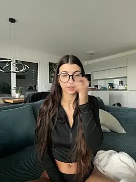 Wildberry  online show from 30, 10, 2025