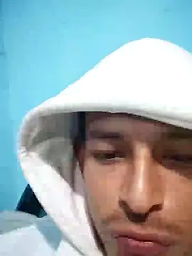 Snapshot of Leonul chatting on 3, 2, 2025 Leonul online show from 3, 2, 2025