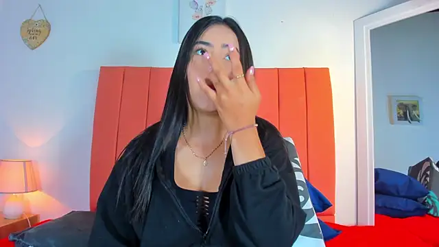 valen rose0 online show from 10, 9, 2025