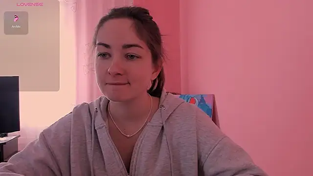 cClandesTina online show from 5, 3, 2025