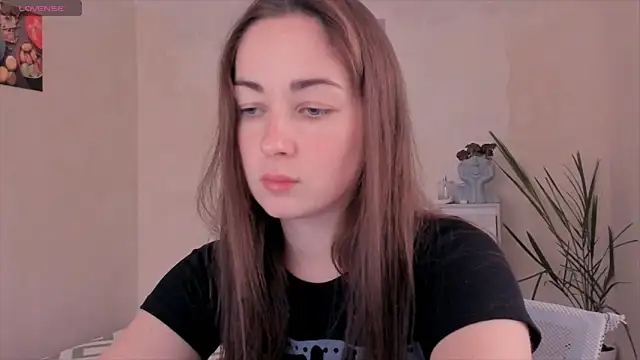 cClandesTina online show from 4, 11, 2025