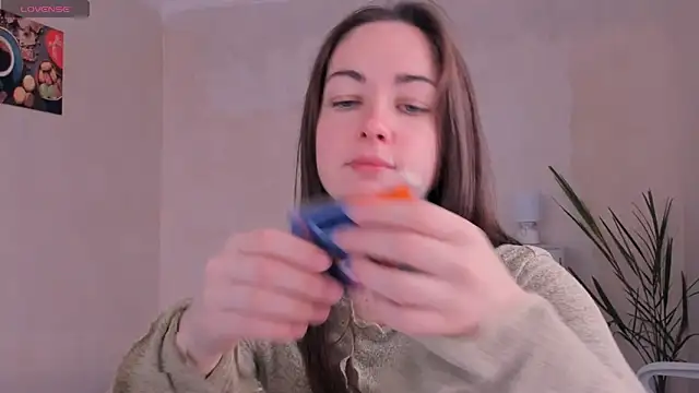 cClandesTina online show from 6, 11, 2025