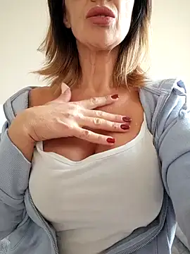 Snapshot of JasmineNoir2 chatting on 10, 12, 2024 JasmineNoir2 online show from 10, 12, 2024