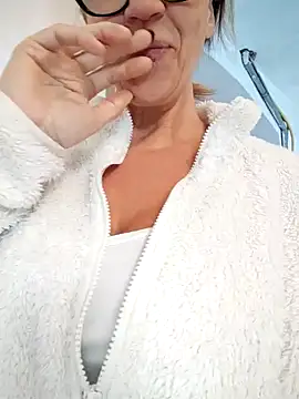 Snapshot of JasmineNoir2 chatting on 26, 12, 2024 JasmineNoir2 online show from 26, 12, 2024