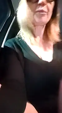 Snapshot of JasmineNoir2 chatting on 6, 1, 2025 JasmineNoir2 online show from 6, 1, 2025