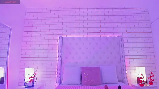 Coco Balenciaga  online show from 4, 4, 2026