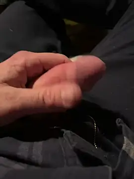 Snapshot of joeycbigcock chatting on 6, 12, 2024 joeycbigcock online show from 6, 12, 2024