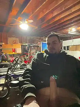 Snapshot of joeycbigcock chatting on 1, 1, 2025 joeycbigcock online show from 1, 1, 2025