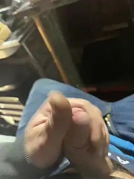 Snapshot of joeycbigcock chatting on 21, 1, 2025 joeycbigcock online show from 21, 1, 2025