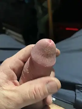 Snapshot of joeycbigcock chatting on 25, 1, 2025 joeycbigcock online show from 25, 1, 2025