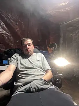 Snapshot of joeycbigcock chatting on 6, 3, 2025 joeycbigcock online show from 6, 3, 2025