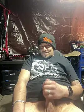 Snapshot of joeycbigcock chatting on 6, 3, 2025 joeycbigcock online show from 6, 3, 2025