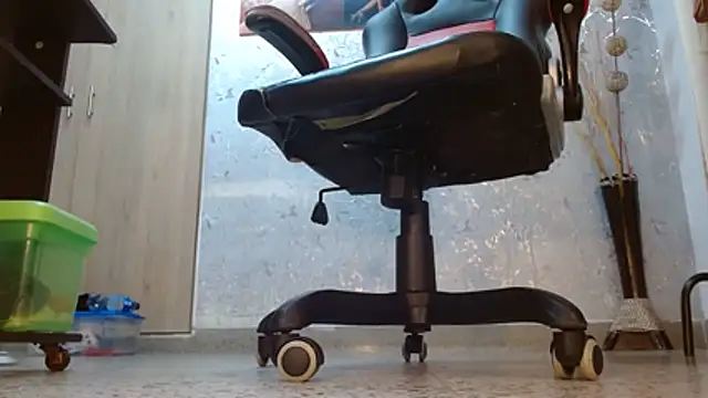 Samantabrown  online show from 15, 3, 2026