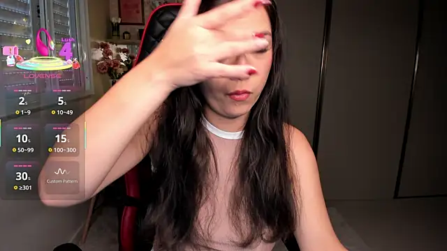 Snapshot of ivyy_scott chatting on 14, 11, 2025 ivyy scott online show from 14, 11, 2025