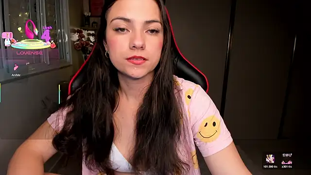 Snapshot of ivyy_scott chatting on 16, 11, 2025 ivyy scott online show from 16, 11, 2025