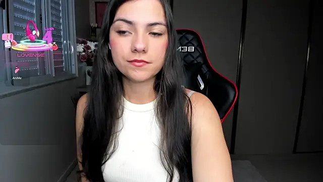 Snapshot of ivyy_scott chatting on 21, 11, 2025 ivyy scott online show from 21, 11, 2025